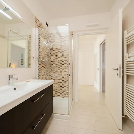 Apartmentsgarda - Il Tesoro Del Апартаменты Торри-дель-Бенако